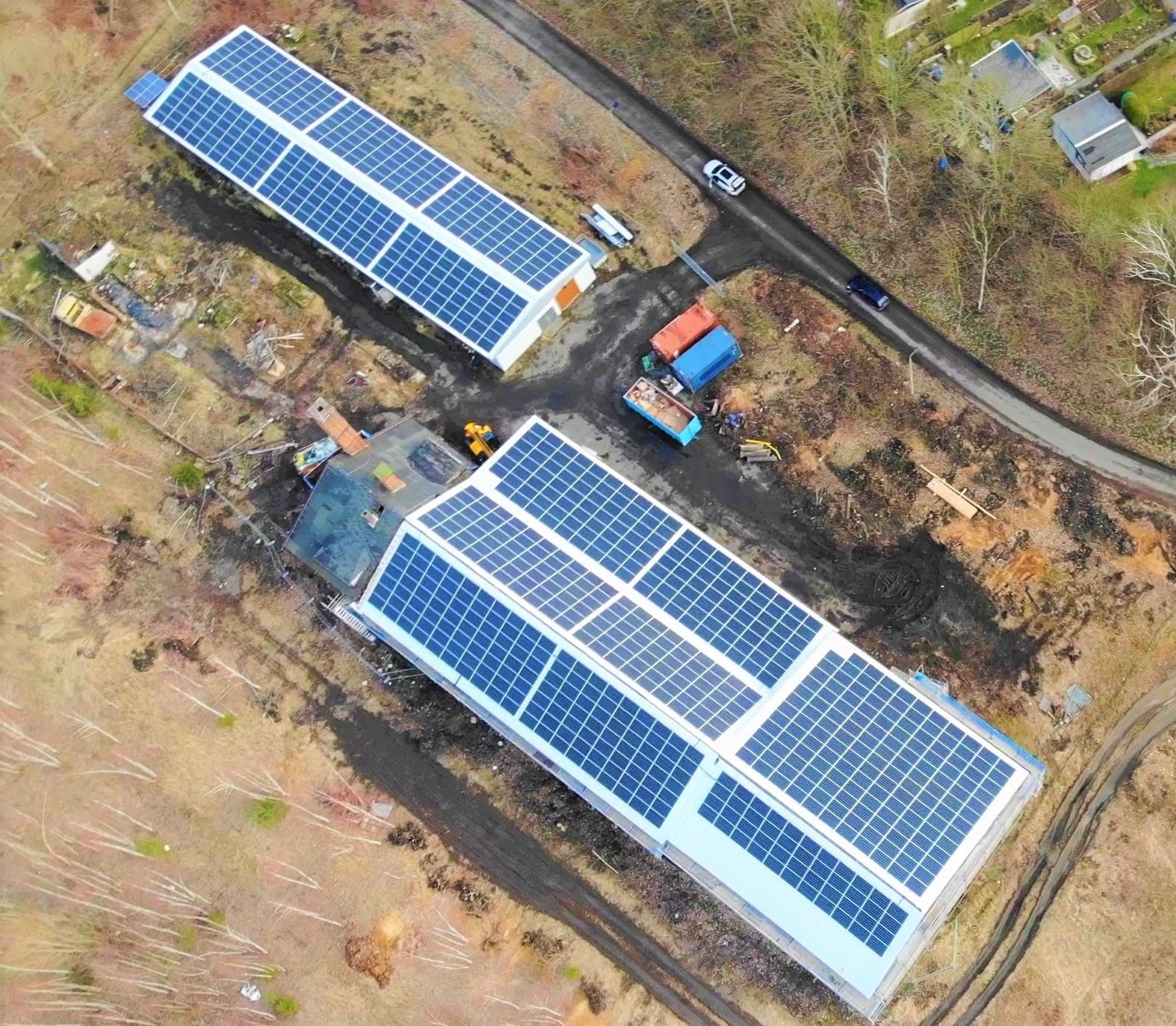 PV-Doppeldach auf Gewerbebetrieb